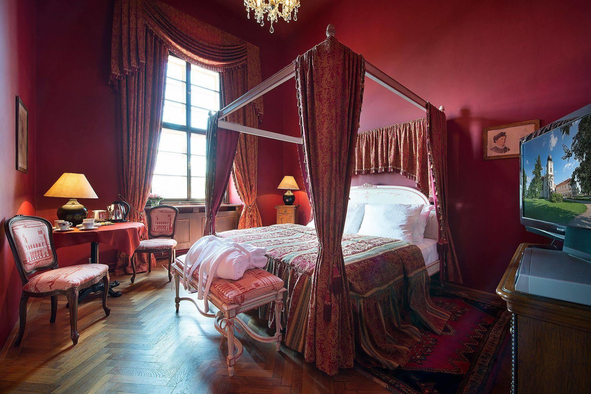 Chateau Loucen Garden Retreat Kültér fotó