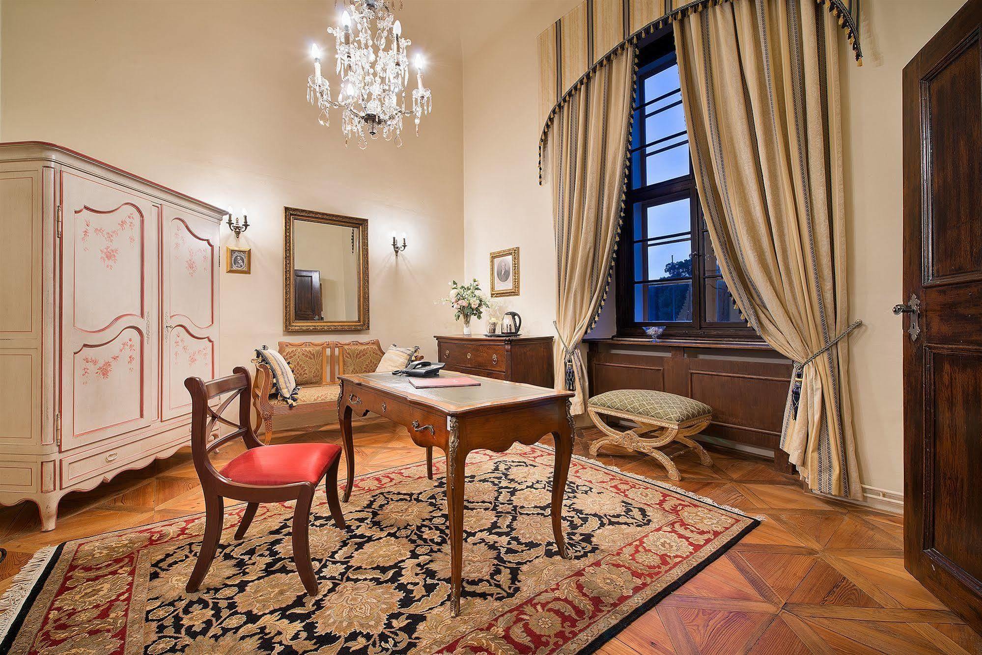 Chateau Loucen Garden Retreat Kültér fotó